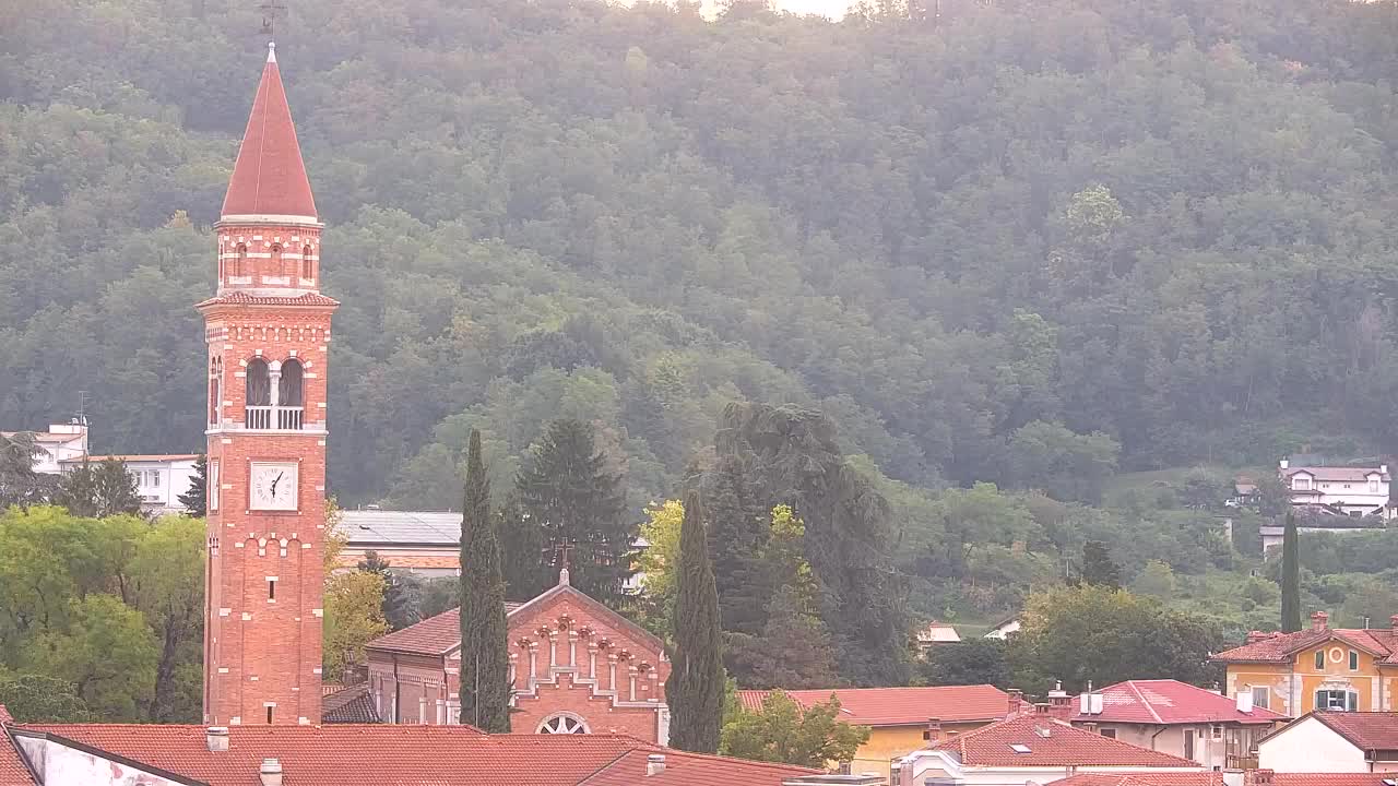 Panorama mozzafiato di Šempeter pri Gorici