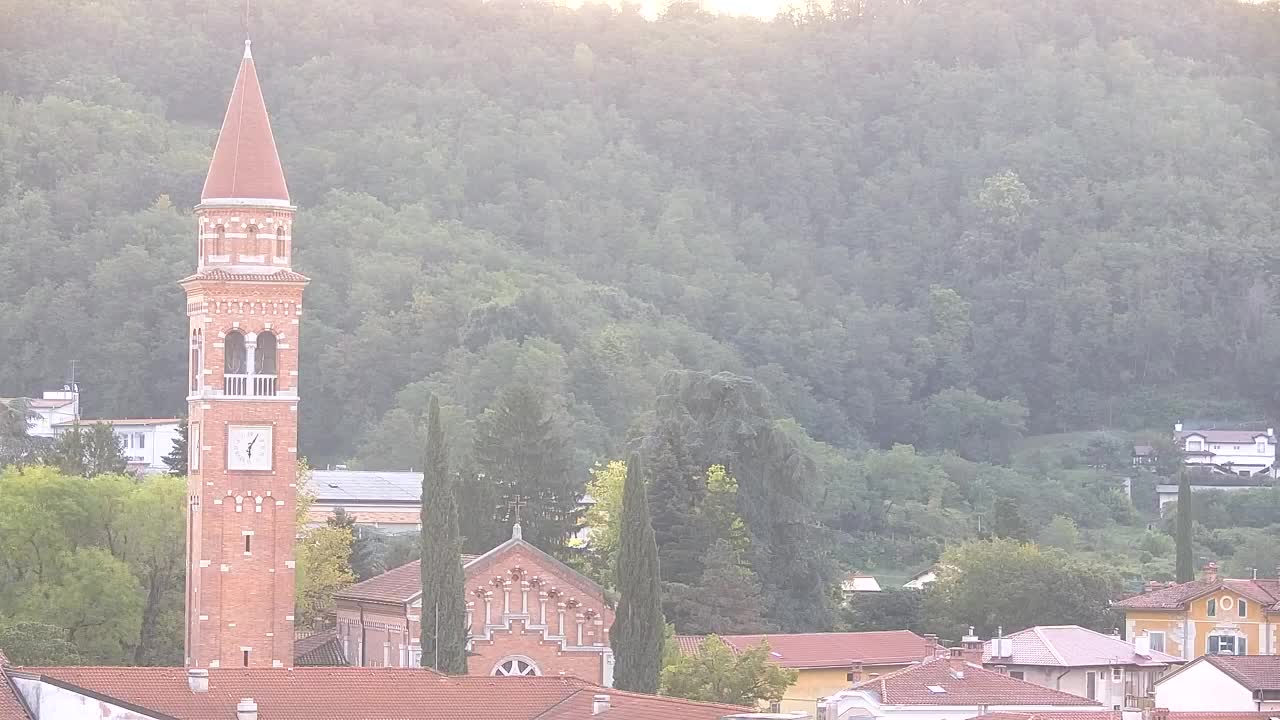 Prekrasan panoramski pogled na Šempeter pri Gorici