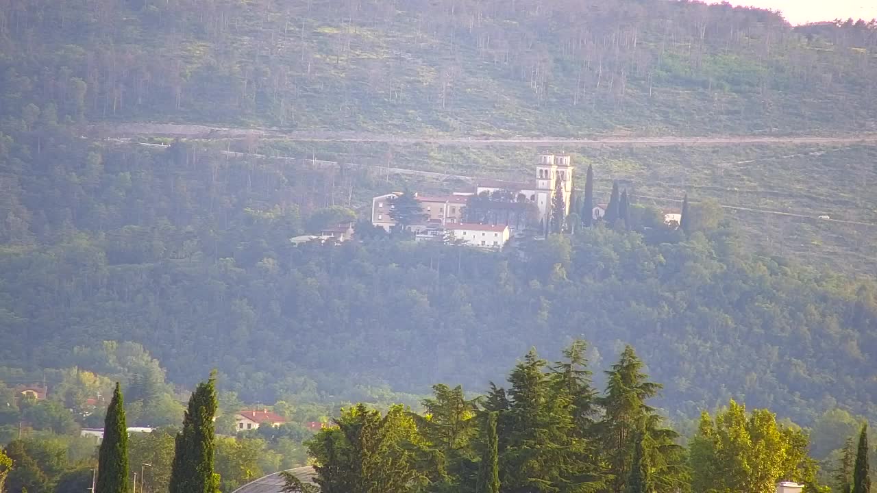 Čudovit panoramski pogled na Šempeter pri Gorici
