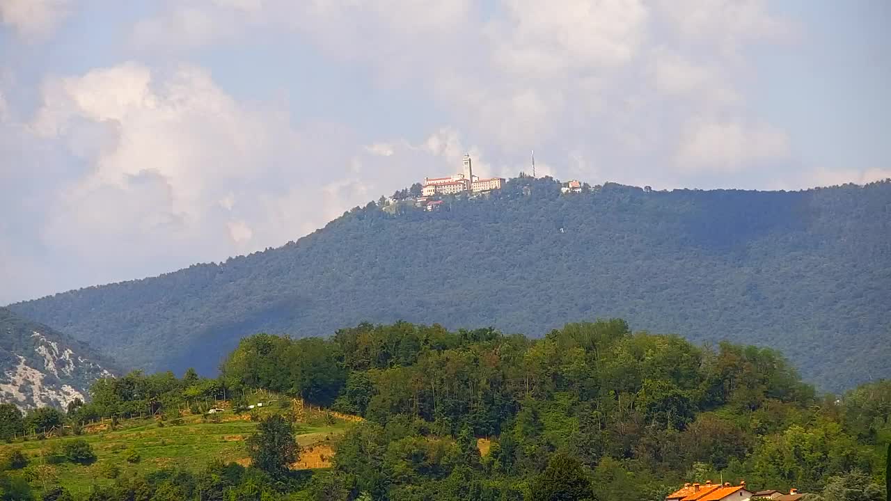 Panorama mozzafiato di Šempeter pri Gorici