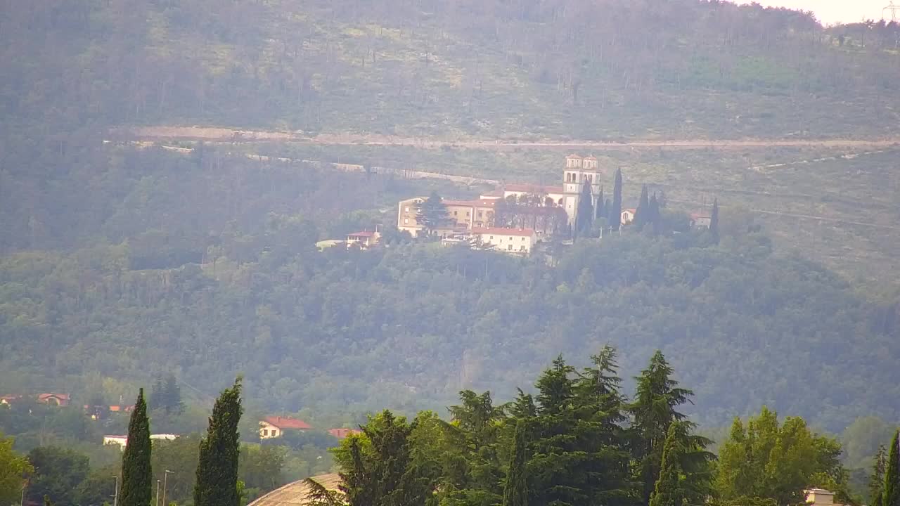 Prekrasan panoramski pogled na Šempeter pri Gorici