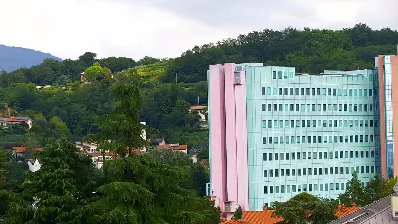 Čudovit panoramski pogled na Šempeter pri Gorici