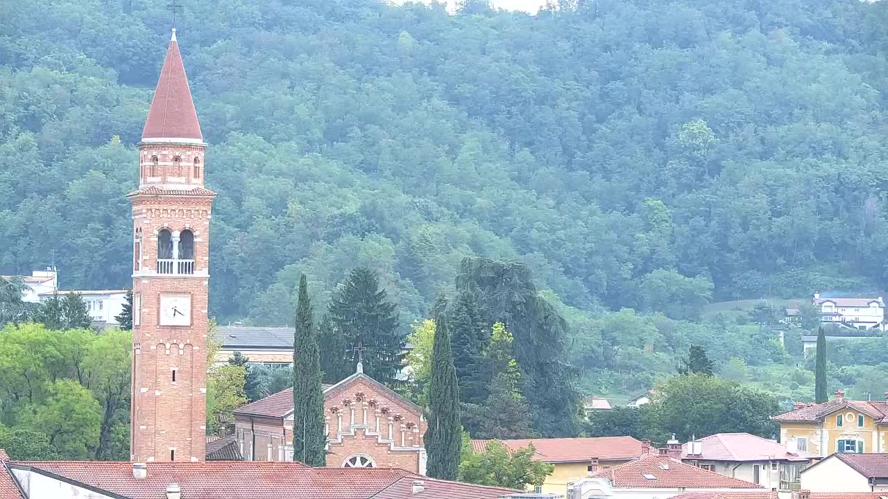 Čudovit panoramski pogled na Šempeter pri Gorici