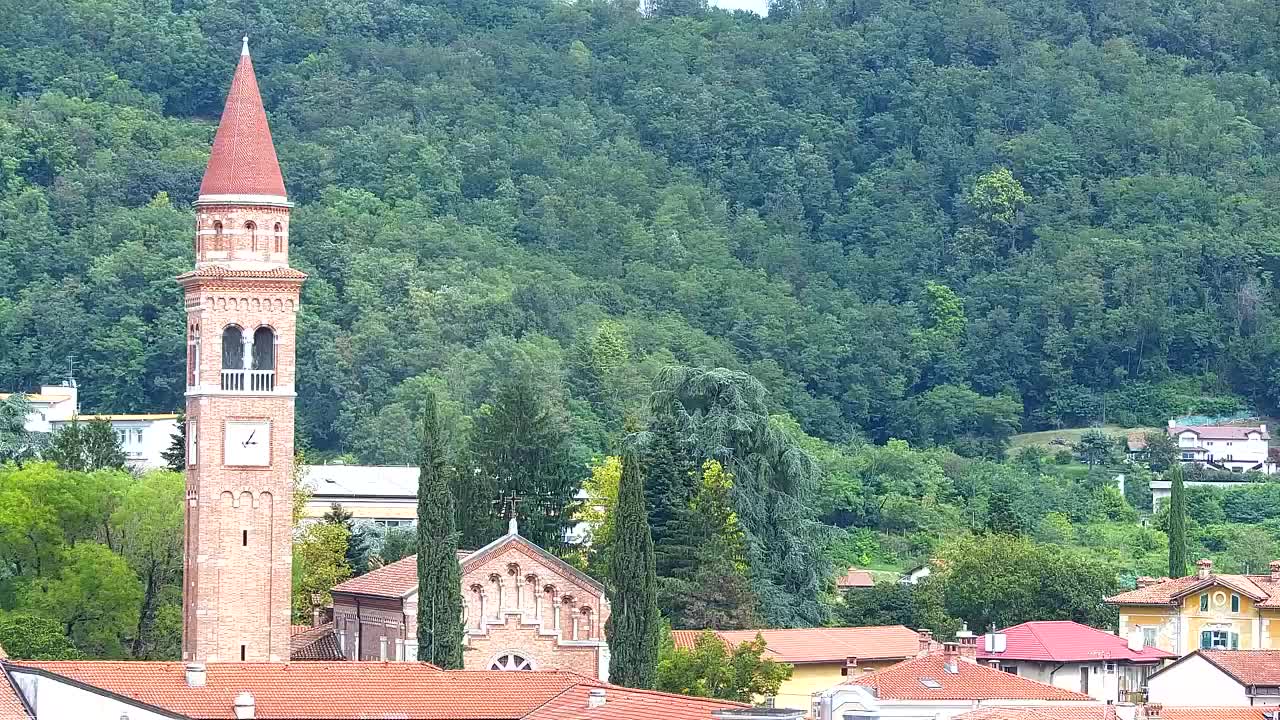Čudovit panoramski pogled na Šempeter pri Gorici