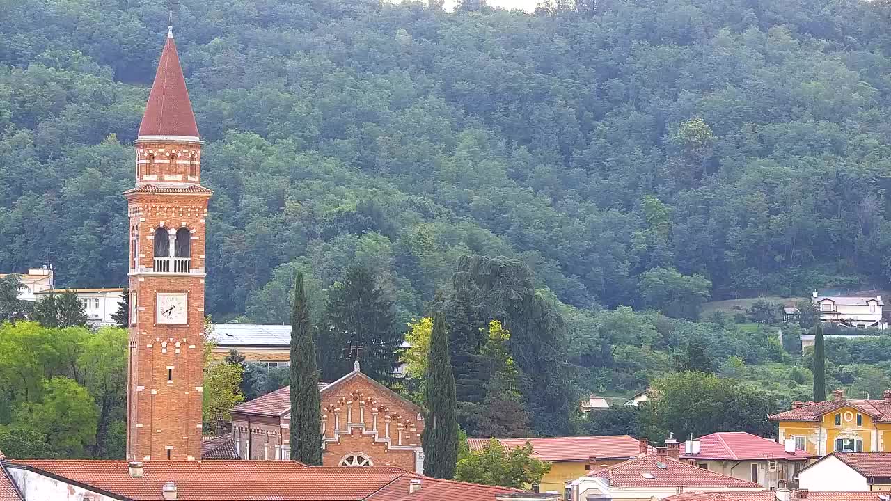 Čudovit panoramski pogled na Šempeter pri Gorici