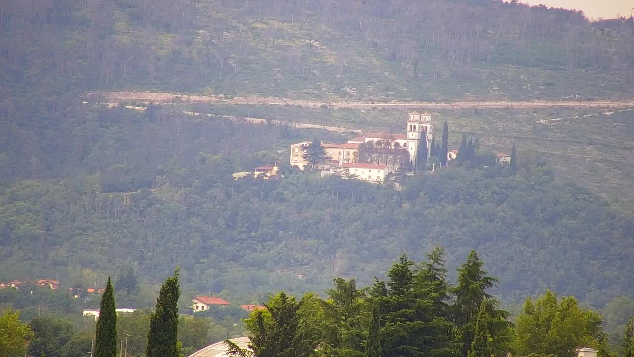 Panorama mozzafiato di Šempeter pri Gorici