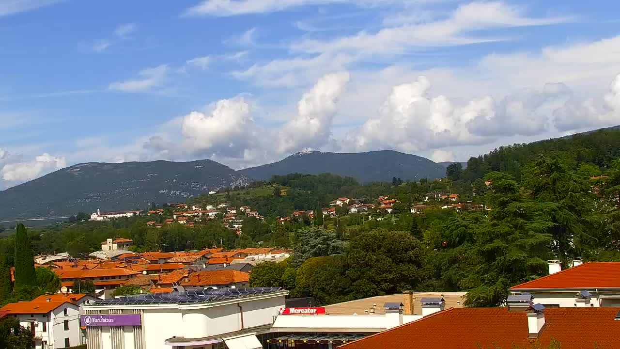 Čudovit panoramski pogled na Šempeter pri Gorici