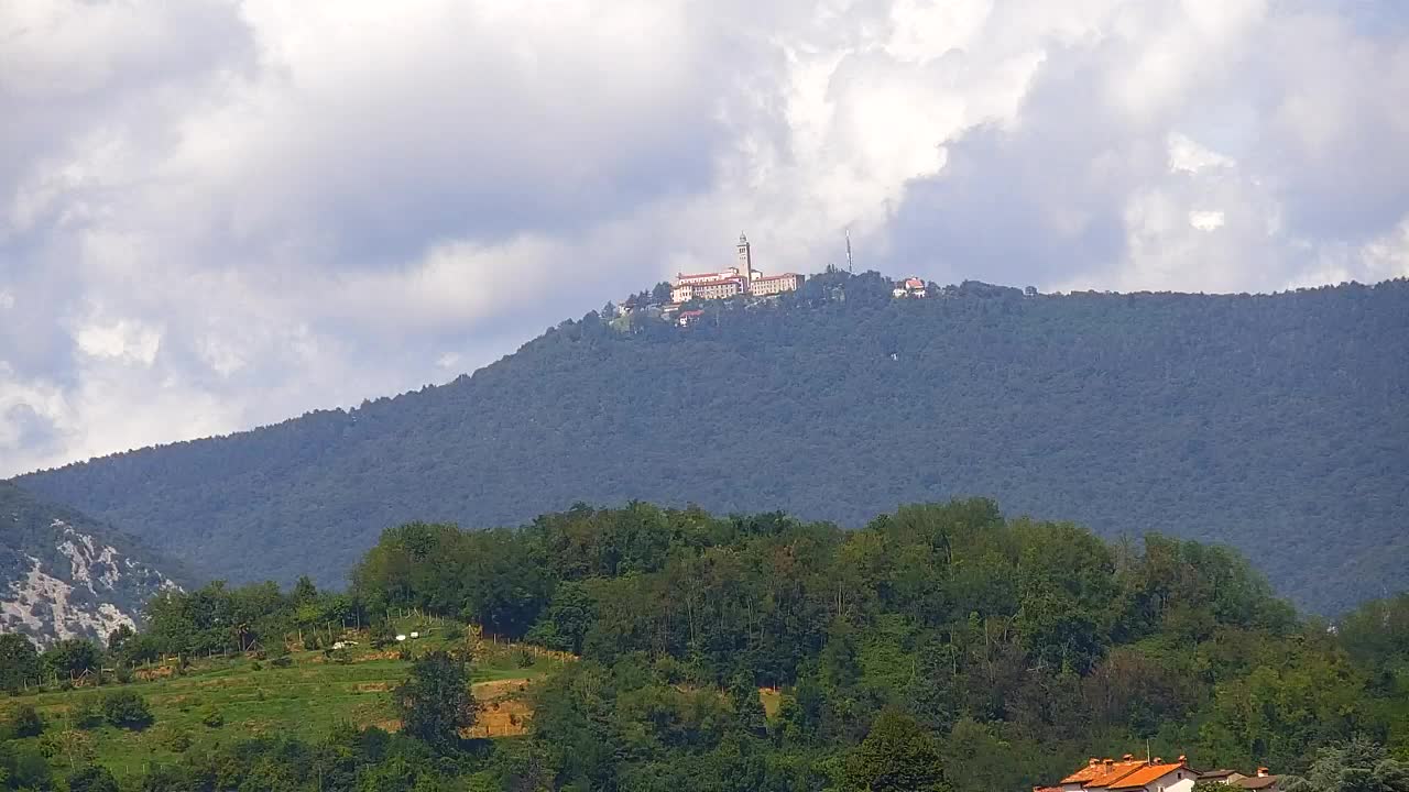 Panorama mozzafiato di Šempeter pri Gorici