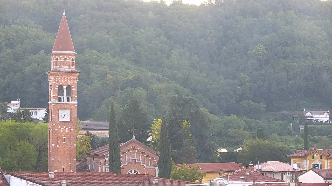 Prekrasan panoramski pogled na Šempeter pri Gorici