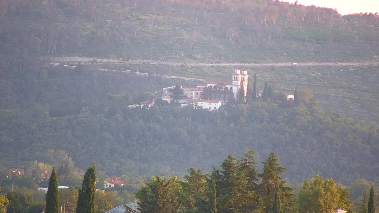 Čudovit panoramski pogled na Šempeter pri Gorici