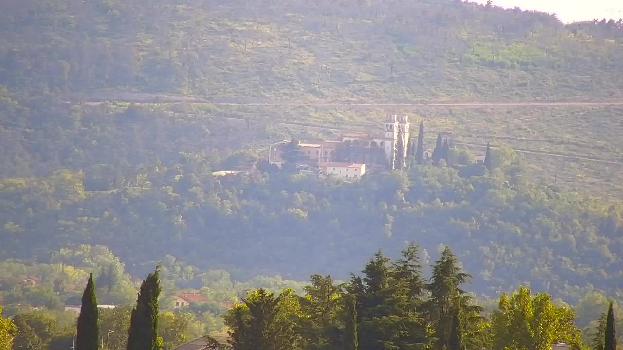 Čudovit panoramski pogled na Šempeter pri Gorici