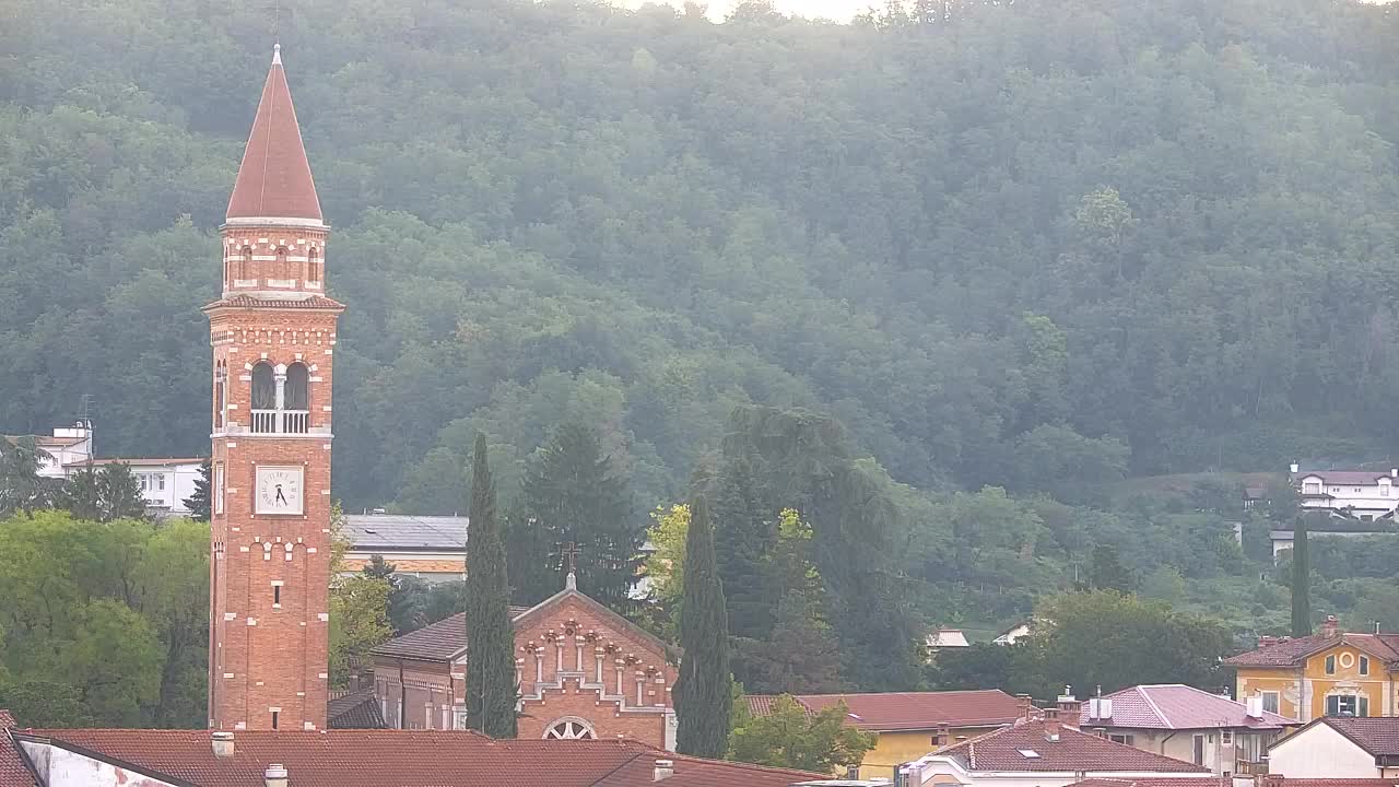 Čudovit panoramski pogled na Šempeter pri Gorici