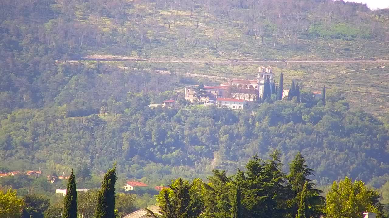 Čudovit panoramski pogled na Šempeter pri Gorici