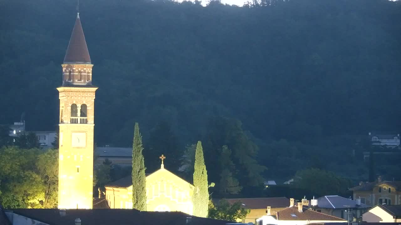 Panorama mozzafiato di Šempeter pri Gorici
