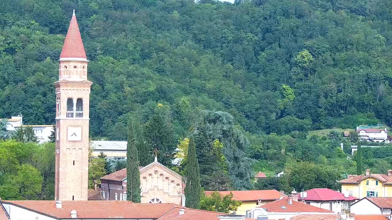 Čudovit panoramski pogled na Šempeter pri Gorici