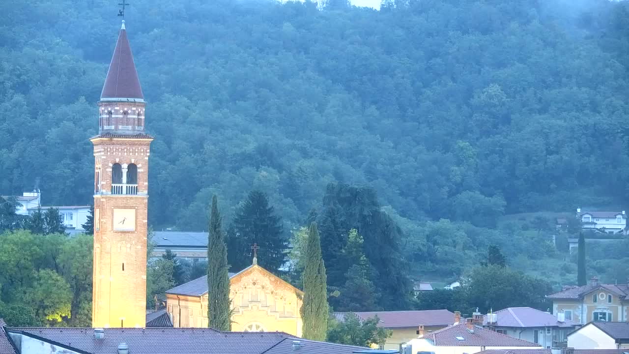Panorama mozzafiato di Šempeter pri Gorici