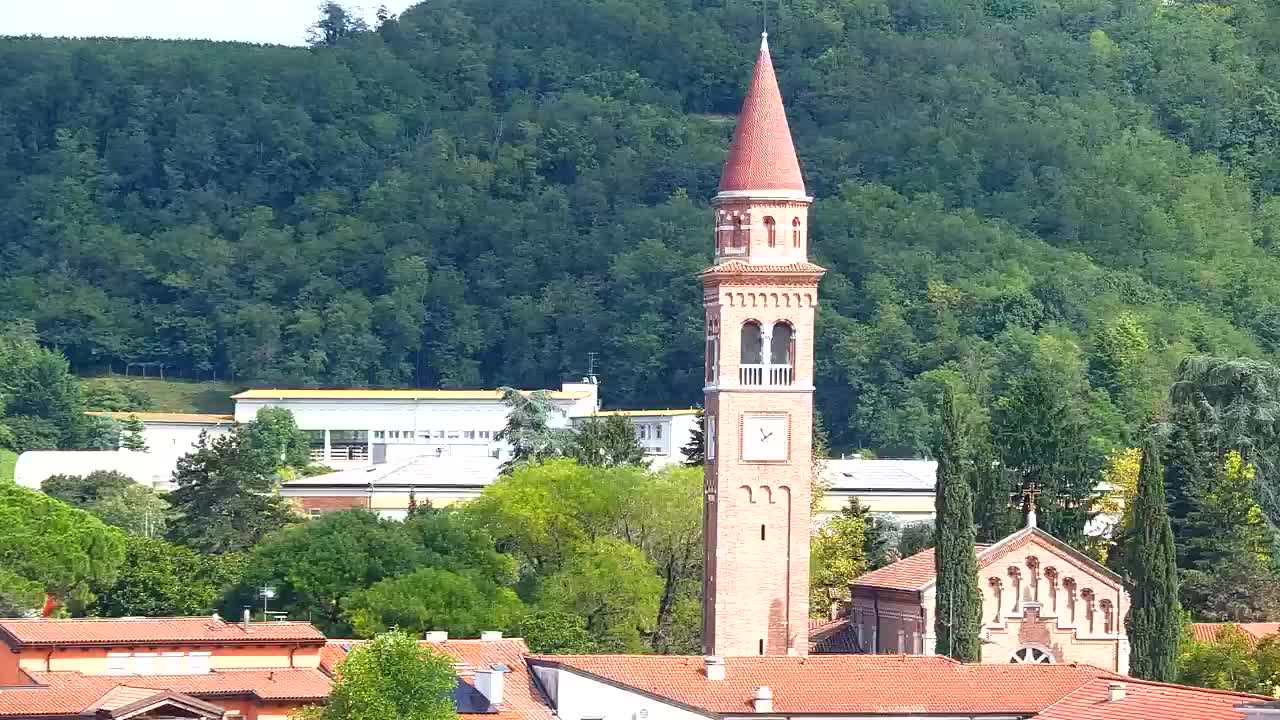 Čudovit panoramski pogled na Šempeter pri Gorici