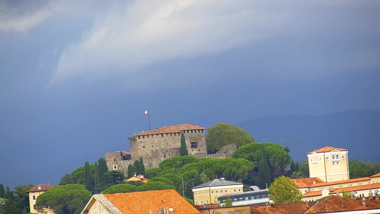 Čudovit panoramski pogled na Šempeter pri Gorici