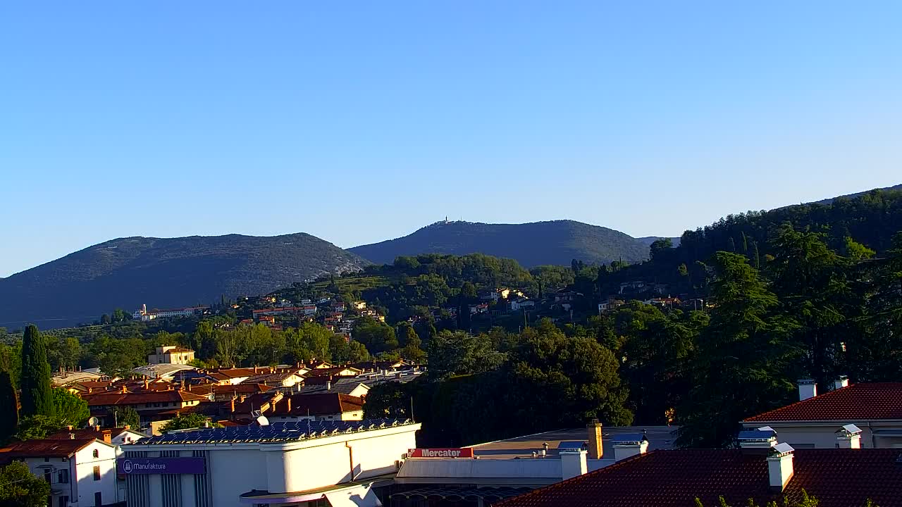 Čudovit panoramski pogled na Šempeter pri Gorici