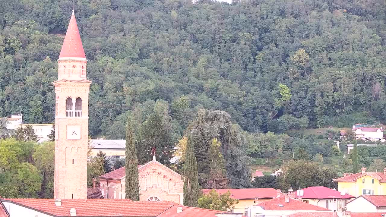 Čudovit panoramski pogled na Šempeter pri Gorici
