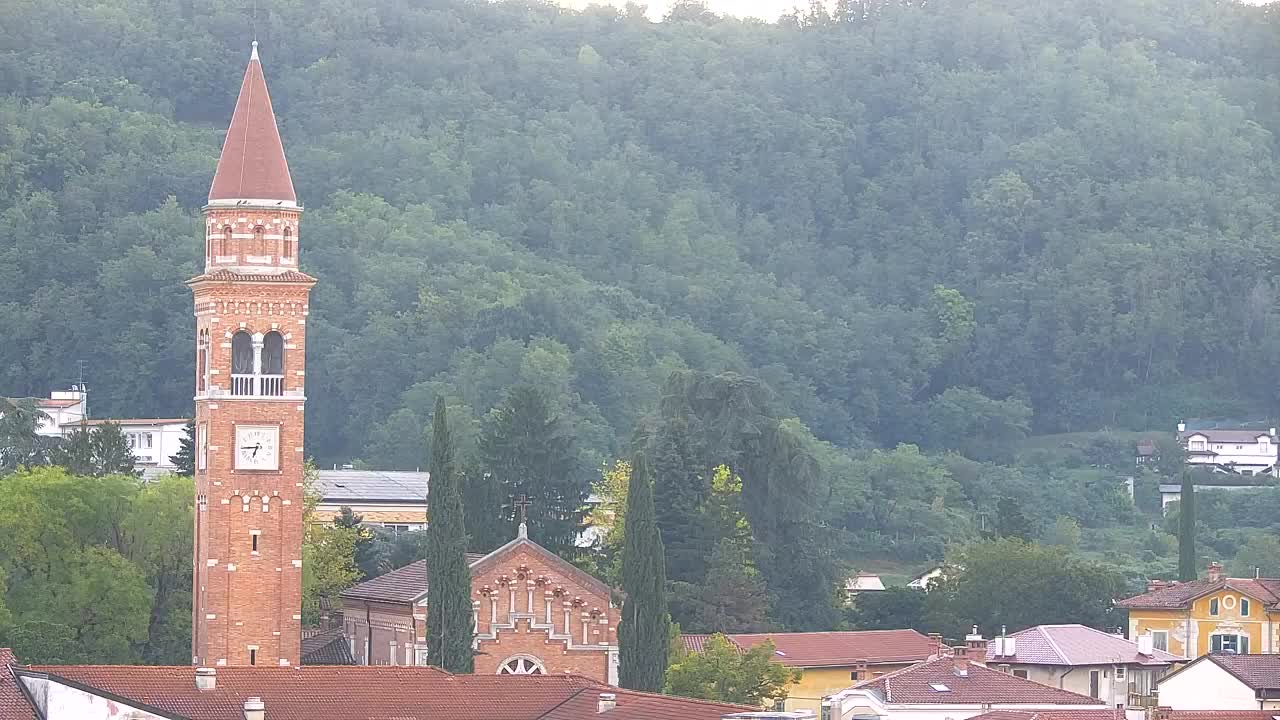 Čudovit panoramski pogled na Šempeter pri Gorici