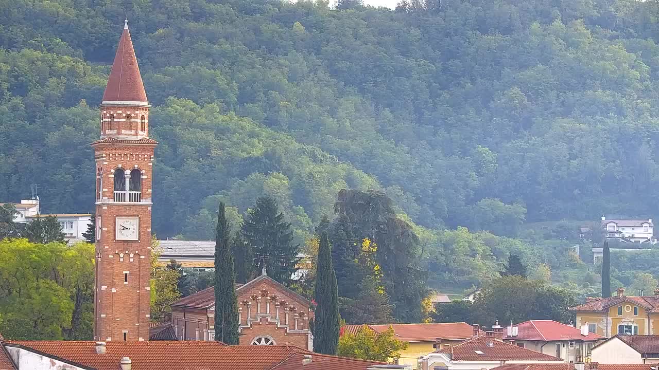 Čudovit panoramski pogled na Šempeter pri Gorici