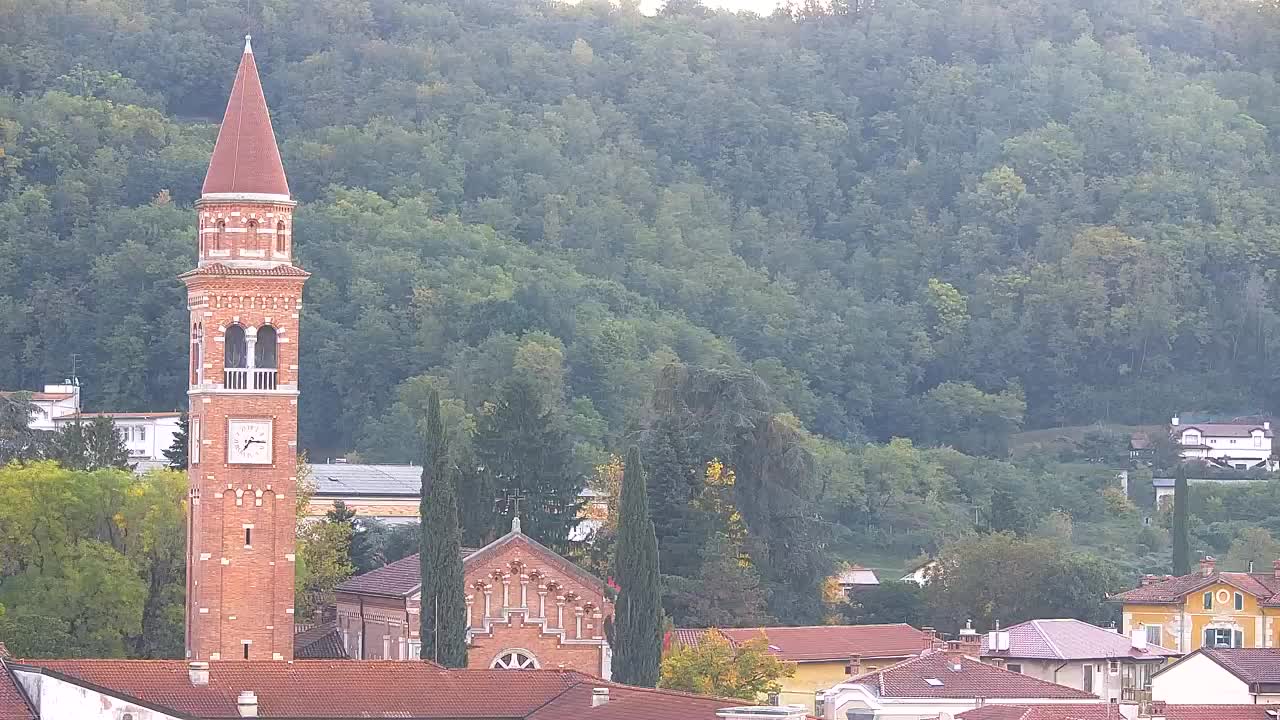 Čudovit panoramski pogled na Šempeter pri Gorici