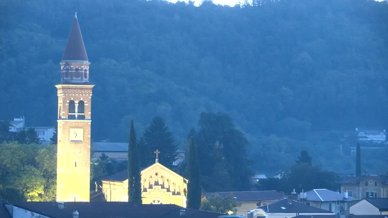 Čudovit panoramski pogled na Šempeter pri Gorici