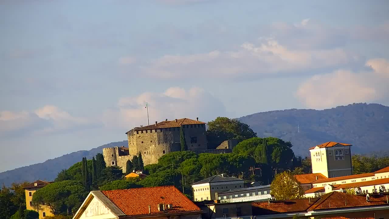 Čudovit panoramski pogled na Šempeter pri Gorici