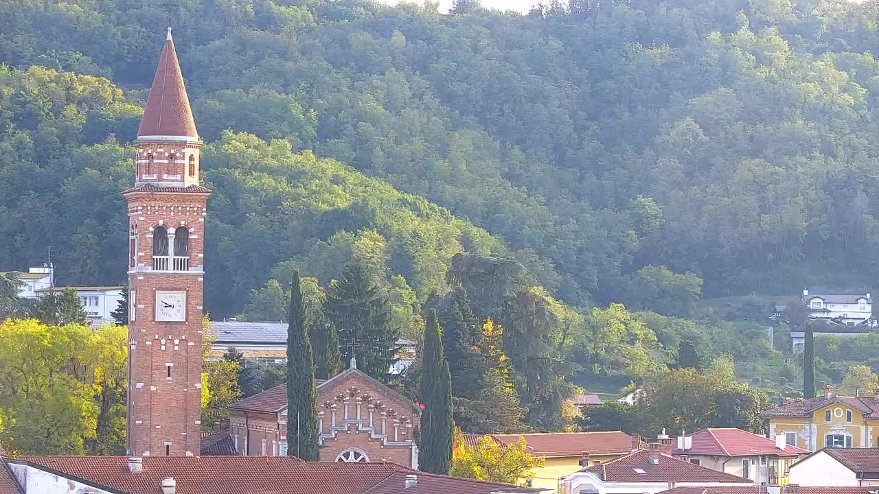 Čudovit panoramski pogled na Šempeter pri Gorici