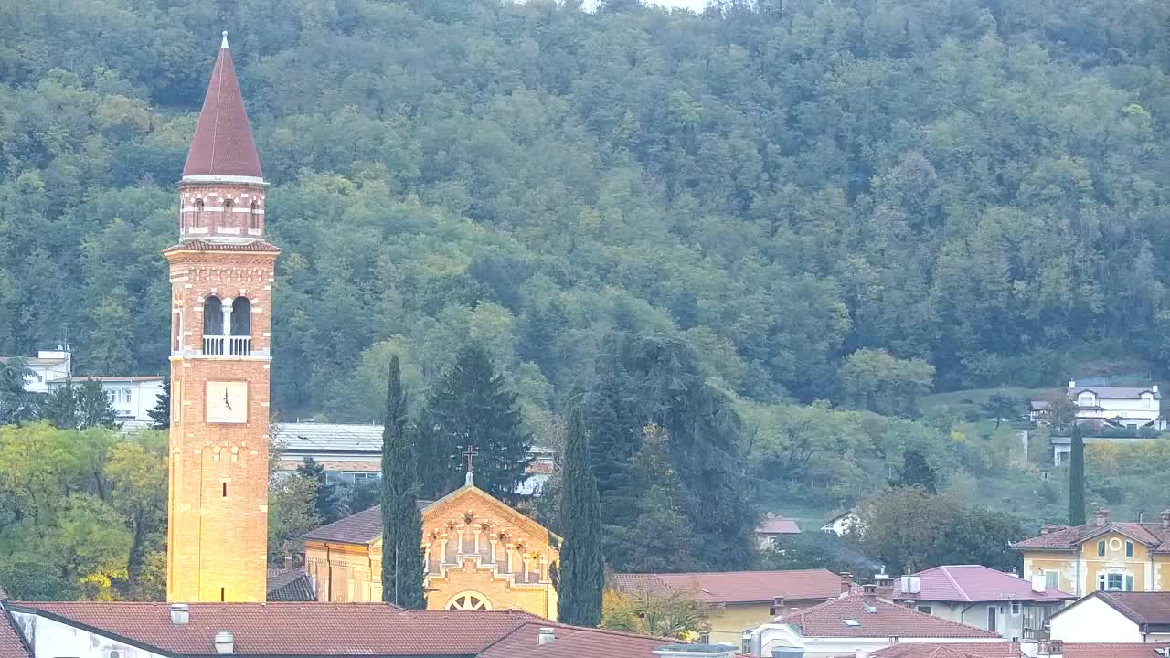 Prekrasan panoramski pogled na Šempeter pri Gorici