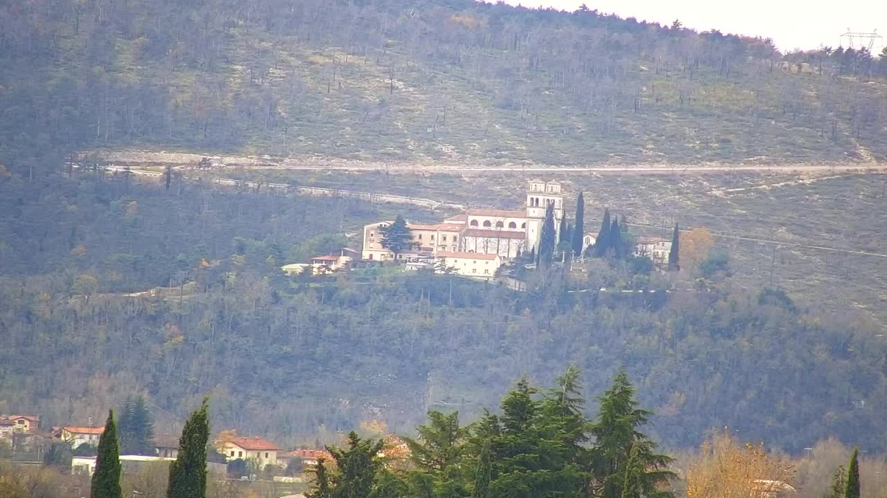 Čudovit panoramski pogled na Šempeter pri Gorici