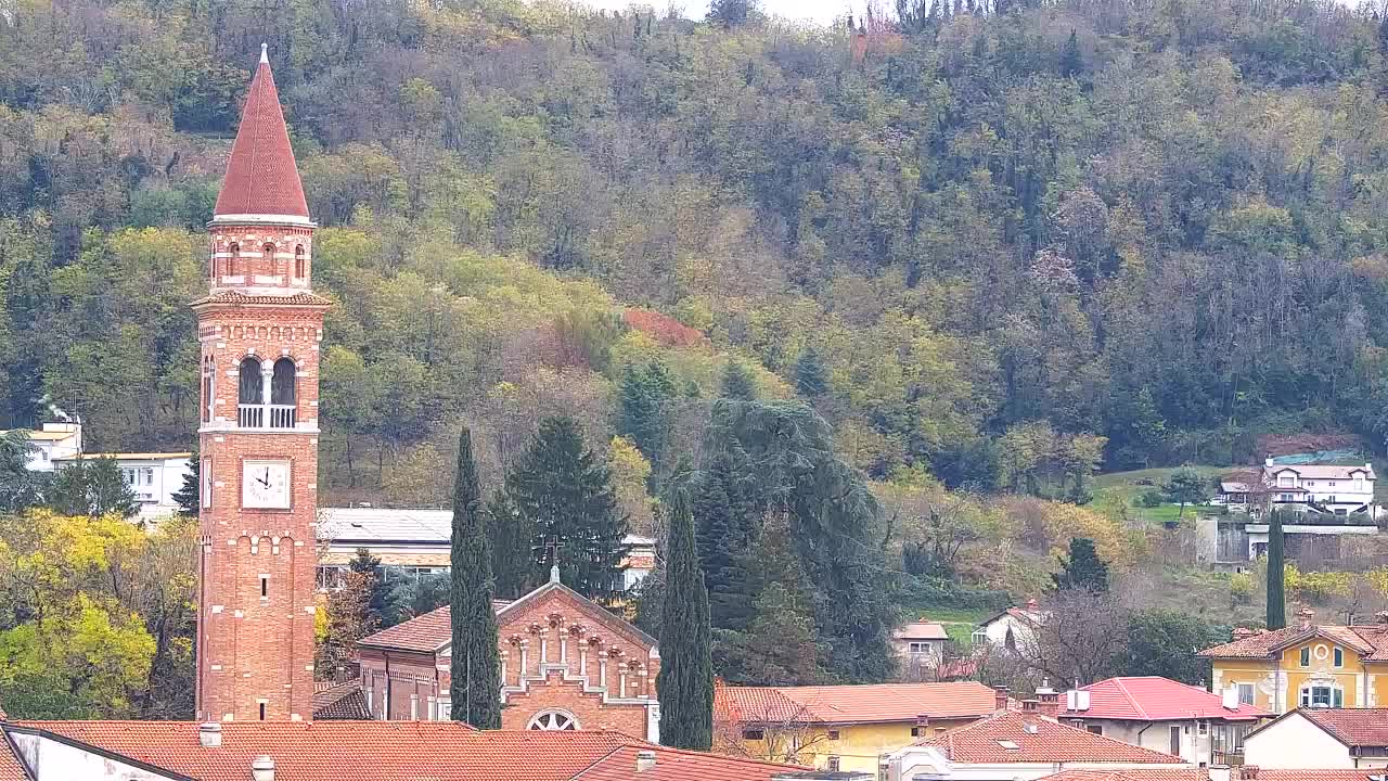 Čudovit panoramski pogled na Šempeter pri Gorici