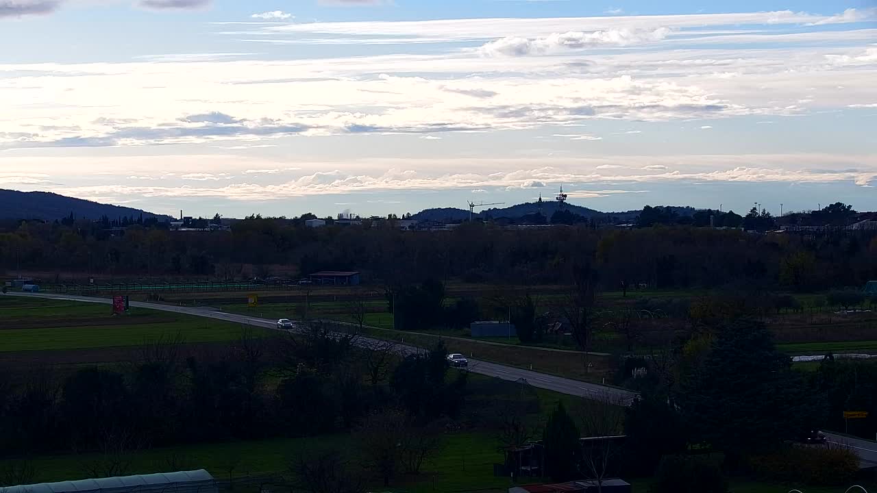 Prekrasan panoramski pogled na Šempeter pri Gorici