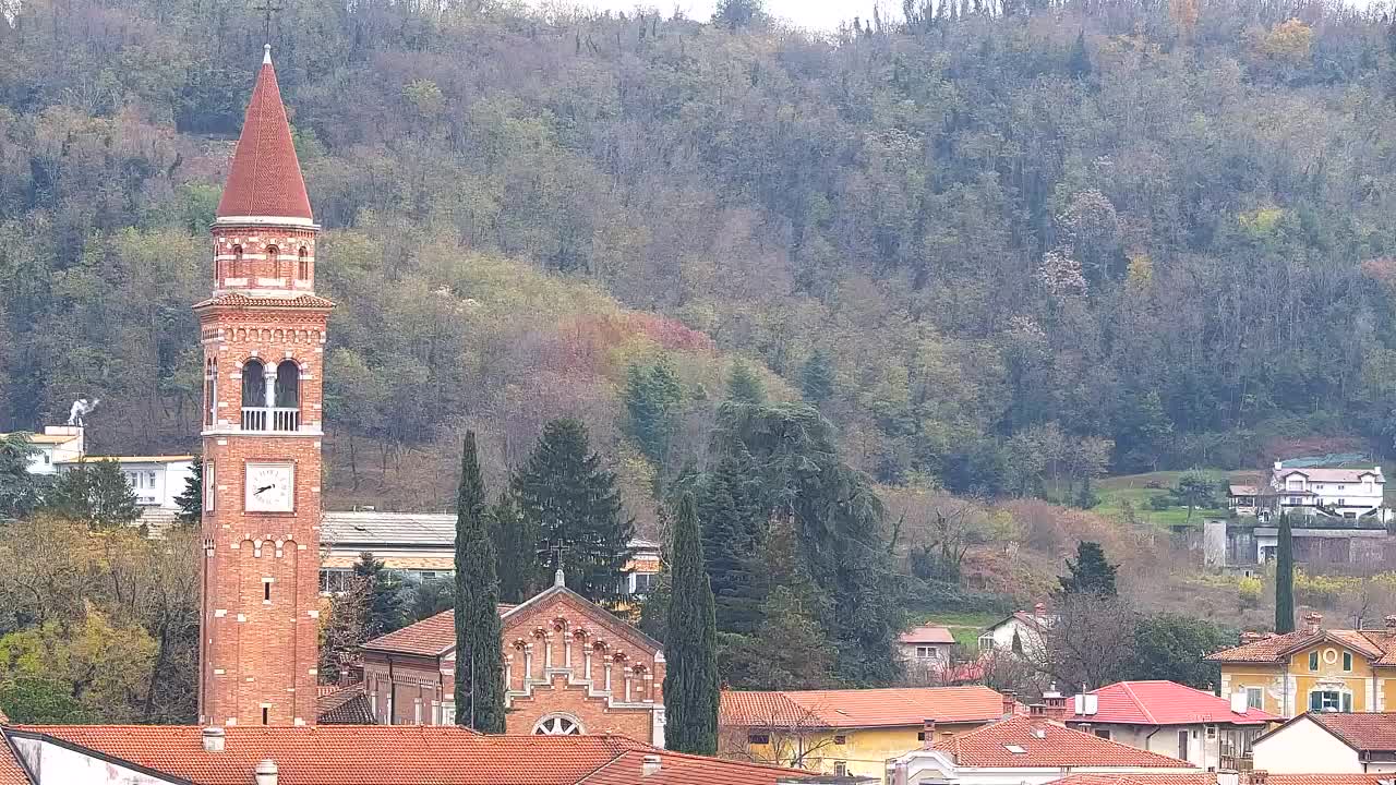 Prekrasan panoramski pogled na Šempeter pri Gorici