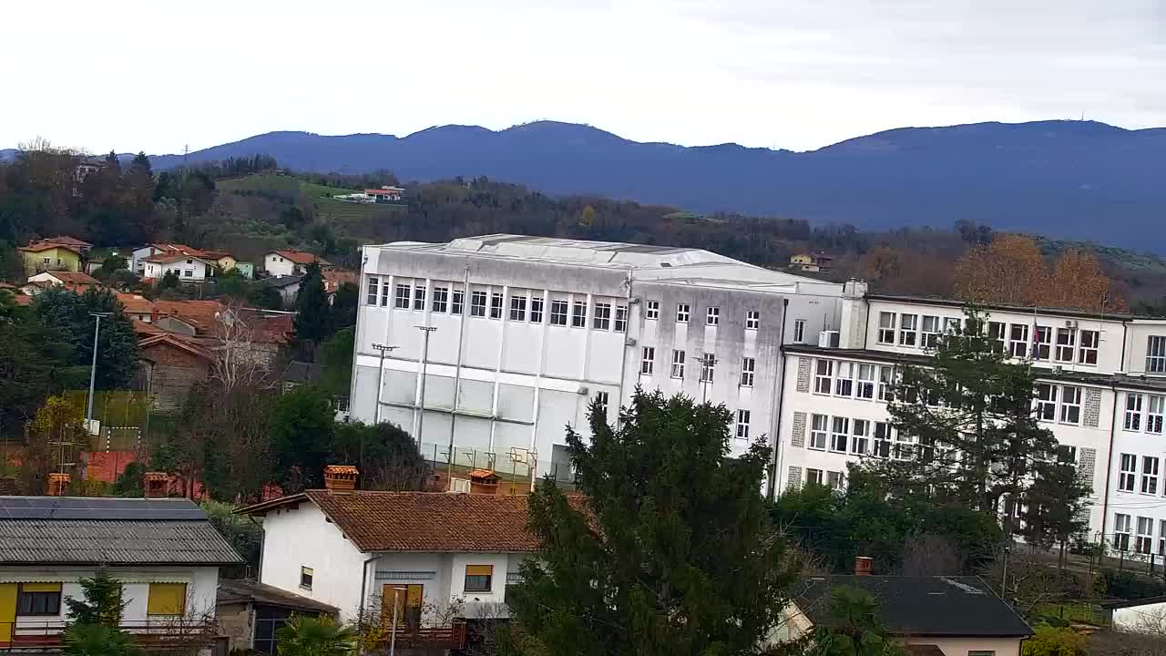 Čudovit panoramski pogled na Šempeter pri Gorici