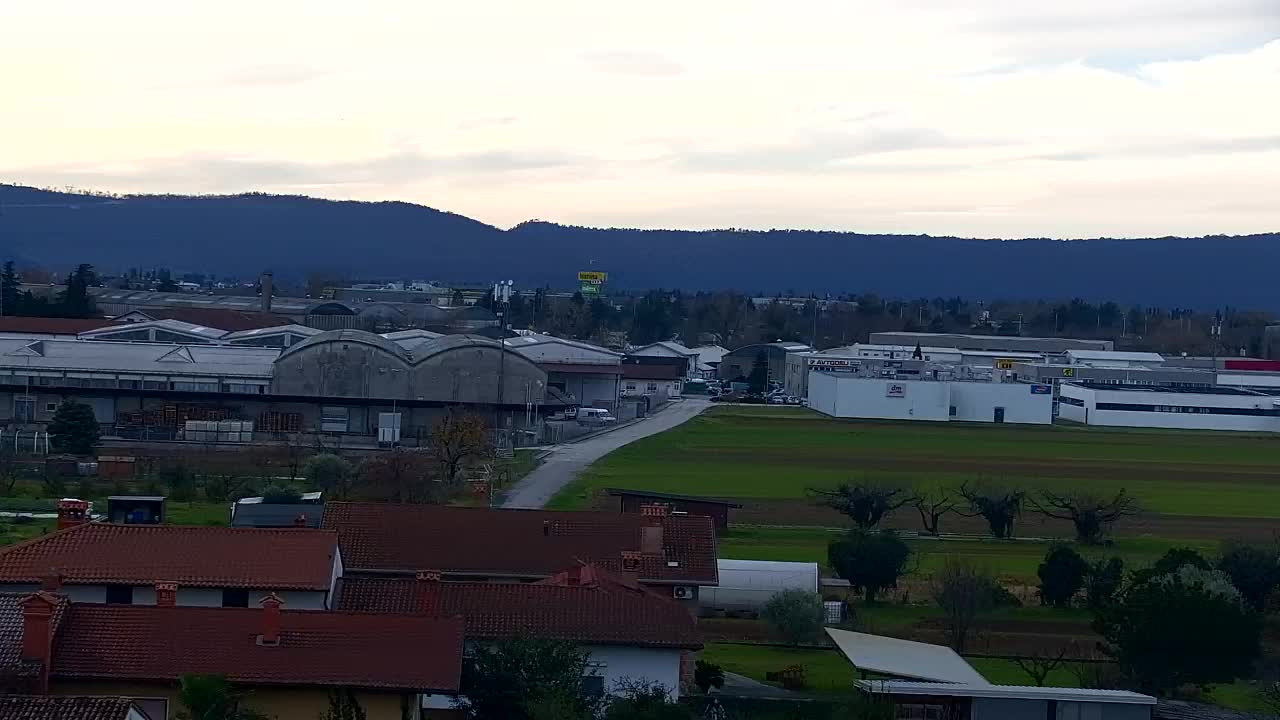 Prekrasan panoramski pogled na Šempeter pri Gorici