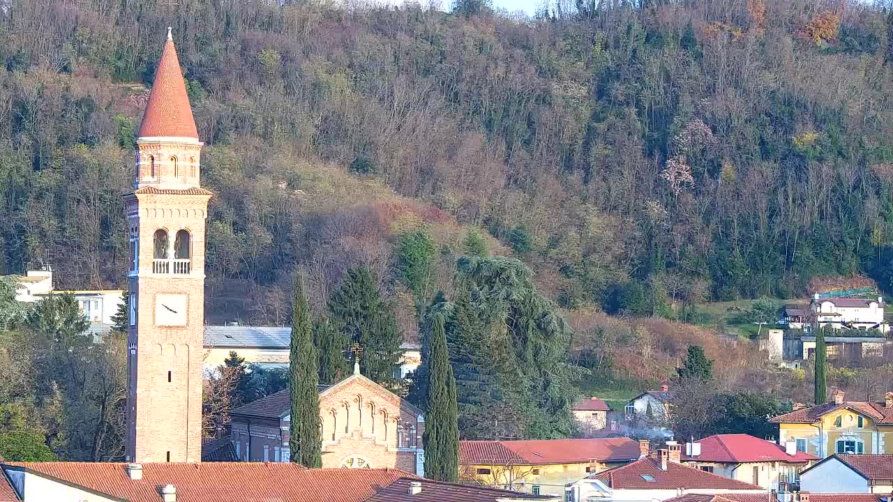 Čudovit panoramski pogled na Šempeter pri Gorici