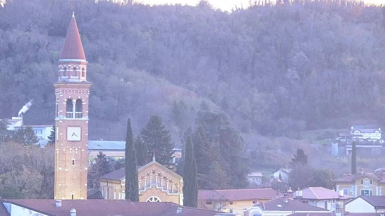 Prekrasan panoramski pogled na Šempeter pri Gorici