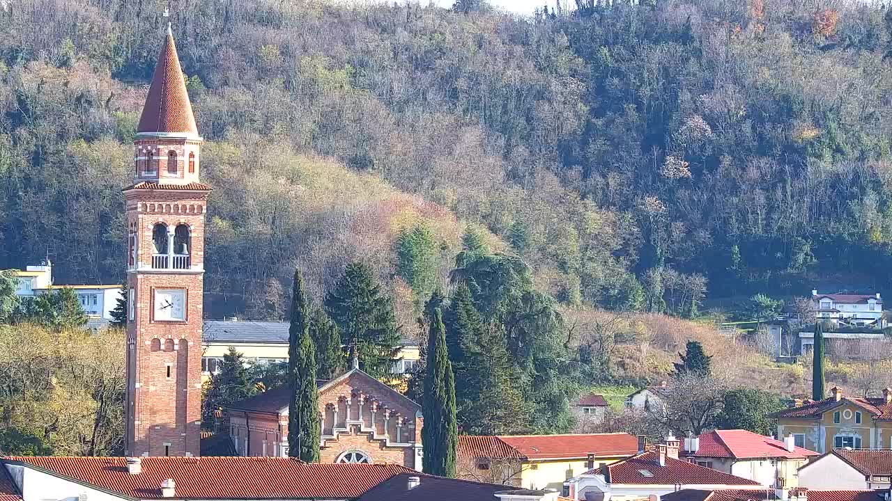 Čudovit panoramski pogled na Šempeter pri Gorici
