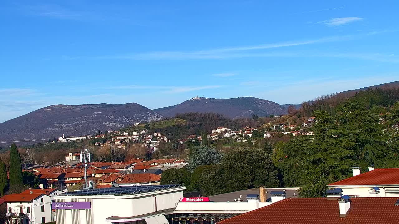 Čudovit panoramski pogled na Šempeter pri Gorici