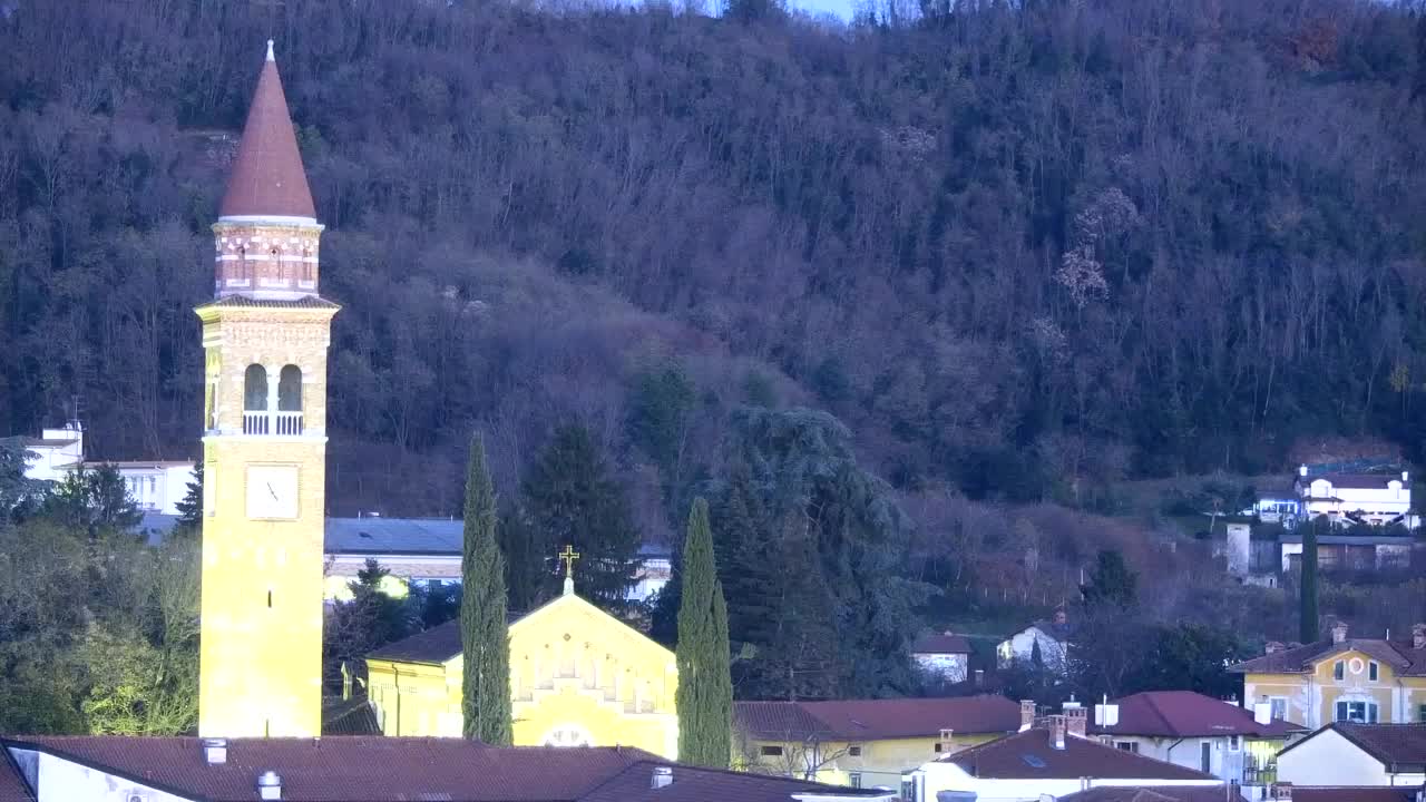 Panorama mozzafiato di Šempeter pri Gorici