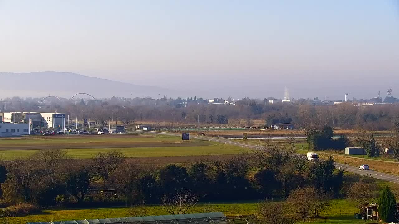 Čudovit panoramski pogled na Šempeter pri Gorici