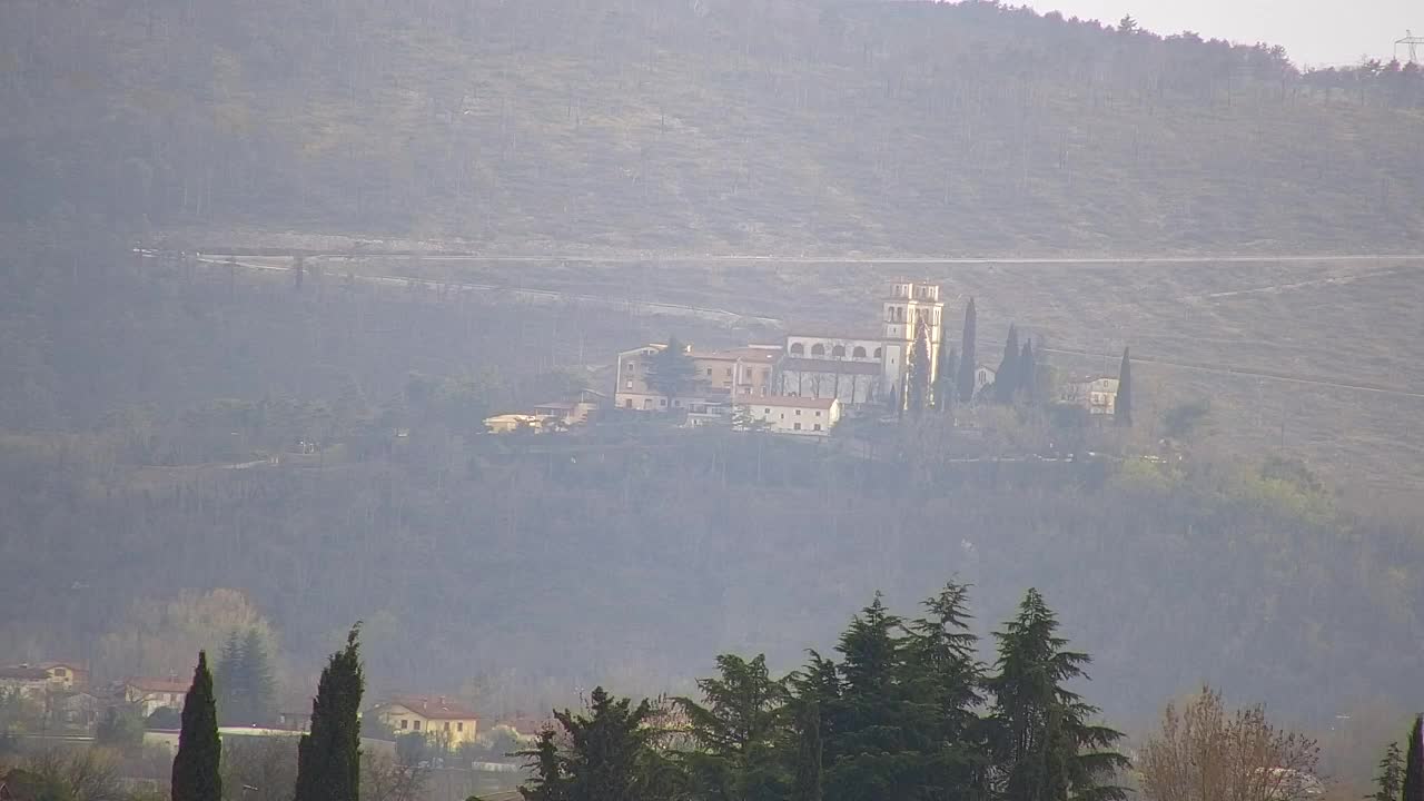 Prekrasan panoramski pogled na Šempeter pri Gorici