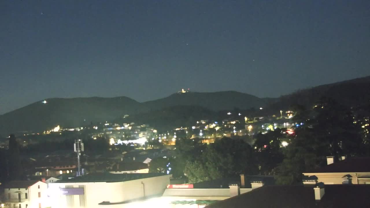 Čudovit panoramski pogled na Šempeter pri Gorici