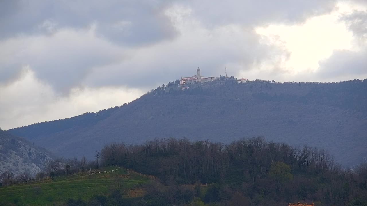 Čudovit panoramski pogled na Šempeter pri Gorici