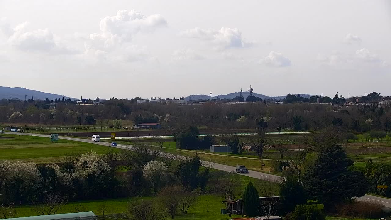 Prekrasan panoramski pogled na Šempeter pri Gorici