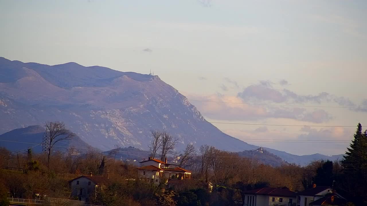 Čudovit panoramski pogled na Šempeter pri Gorici