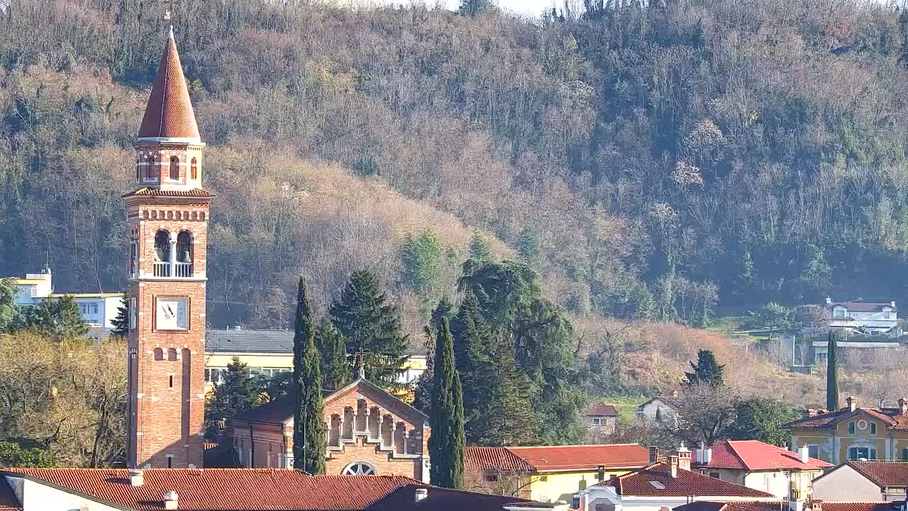 Čudovit panoramski pogled na Šempeter pri Gorici