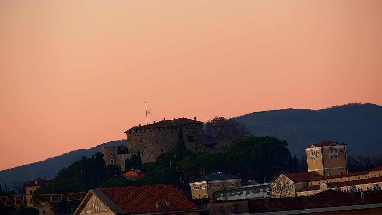 Čudovit panoramski pogled na Šempeter pri Gorici